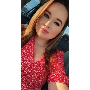 Meet your Posher, Haley